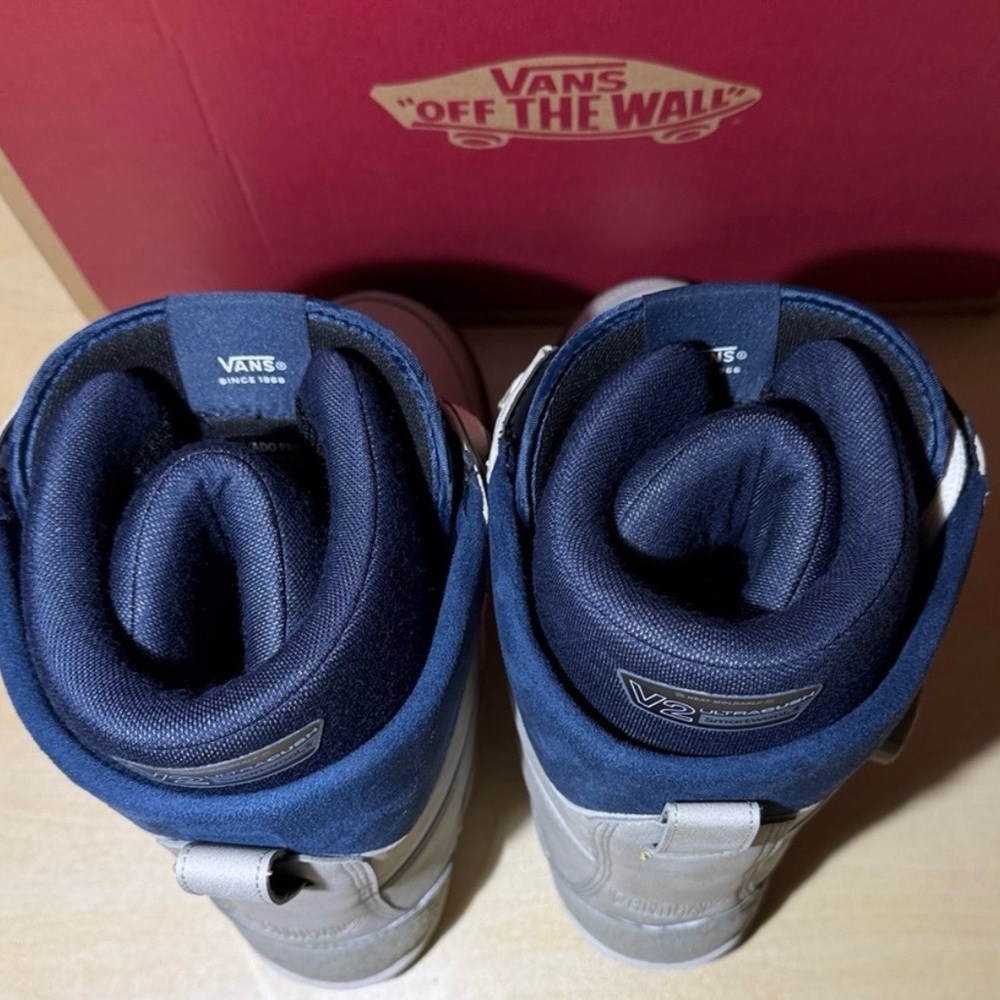 Vans Invado Pro Snowboard Boots - Picture 10 of 16